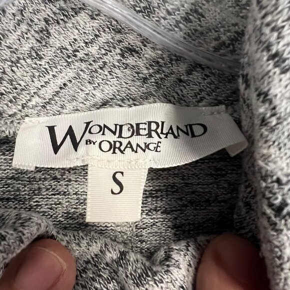 Wonderland Women's Cowl Neck Sweater Assymetrical Hem Heathered Size Small - Picture 8 of 9